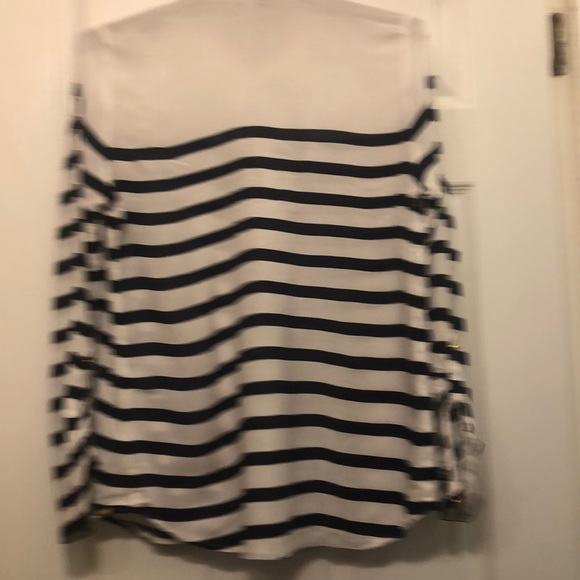 Button down shirt - Picture 2 of 4